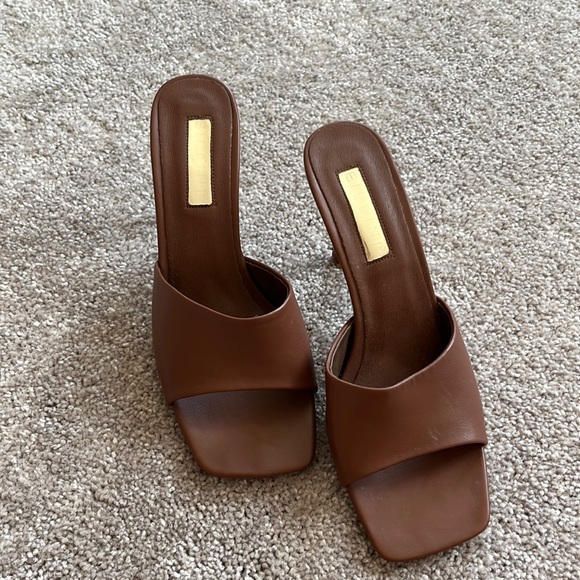 Billini mules - Picture 1 of 3